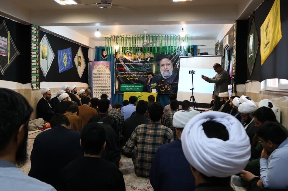 ﺗﻘﻮا، اﺧﻼص و ﺗﻼش بیوﻗﻔﻪ مهمترین ویژگیهای بزرگان انقلاب اسلامی است