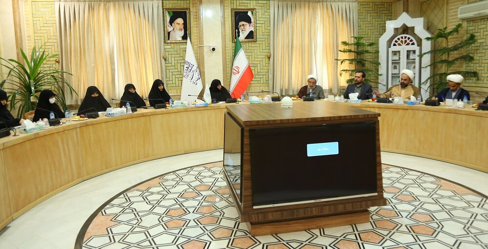 نشست مدیران جامعه‌الزهرا(س) و مؤسسه اخلاق و تربیت با محوریت همکاری‌های مشترک