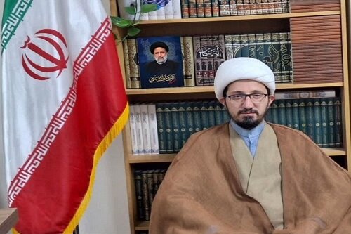 شهدای خدمت چراغ راه مجاهدان در مسیر خدا هستند