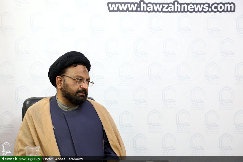 विद्वानों को चाहिए कि वे लोगों को पुरानी कहानियों से निकालकर अहले-बैत (अ) की सच्ची शिक्षाओं से जोड़ें