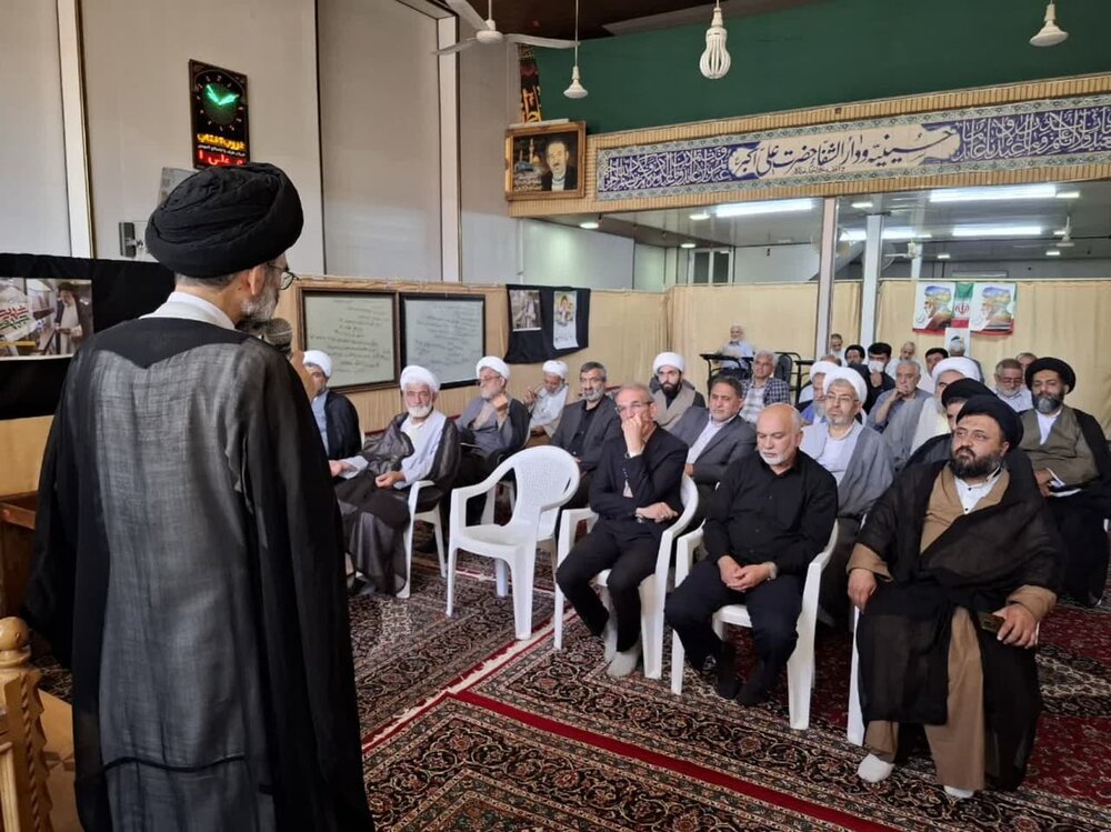 موضع مقتدرانه رهبری در برابر استکبار عزت و سربلندی مسلمانان را به همراه داشته است
