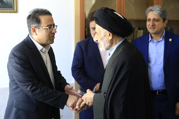 تصاویر / دیدار معاون فناوری و نوآوری وزارت علوم، تحقیقات و فناوری با نماینده ولی فقیه در خراسان جنوبی