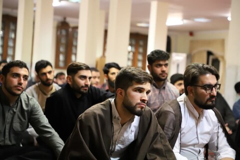 تصاویر/ بزرگداشت شهدای خدمت در مدرسه علمیه حضرت ولیعصر(عج)تبریز