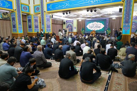 تصاویر | حضور نماینده ولی فقیه در آذربایجان شرقی بر مزار شهید آل‌هاشم