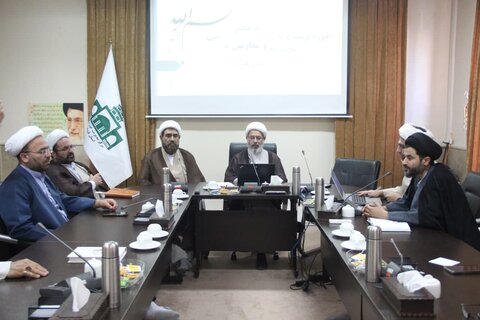 تصاویر / دوره تربیت وتعالی مدیران ،معاونین تهذیب وتربیت مدارس حوزه  علمیه استان قزوین