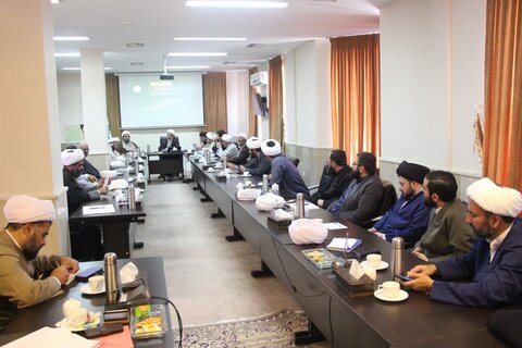 تصاویر / دوره تربیت وتعالی مدیران ،معاونین تهذیب وتربیت مدارس حوزه  علمیه استان قزوین