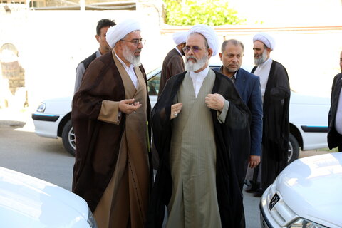 تصاویر / حضور آیت الله اعرافی در منزل طلبه شهید کمال قاسمی شهید شاخص سال 1404