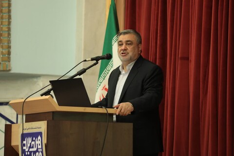 تصاویر/ اولین نشست از سلسله نشست‌های ولایت فقیه با عنوان هندسه قدرت نظام اسلامی