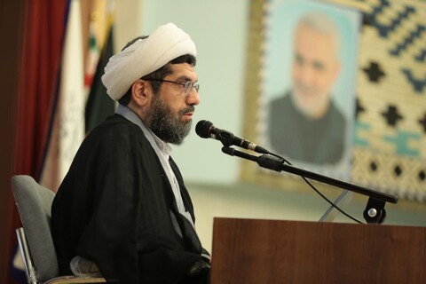 تصاویر/ اولین نشست از سلسله نشست‌های ولایت فقیه با عنوان هندسه قدرت نظام اسلامی