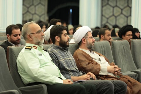 تصاویر/ اولین نشست از سلسله نشست‌های ولایت فقیه با عنوان هندسه قدرت نظام اسلامی