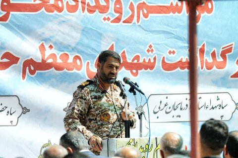 تصاویری از همایش گرامیداشت شهدای حاج عمران در منطقه مرزی پیرانشهر