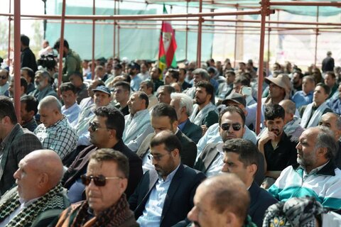 تصاویری از همایش گرامیداشت شهدای حاج عمران در منطقه مرزی پیرانشهر