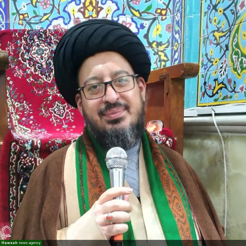 علم بدون تهذیب نفس، خطرناک و گمراه‌کننده است