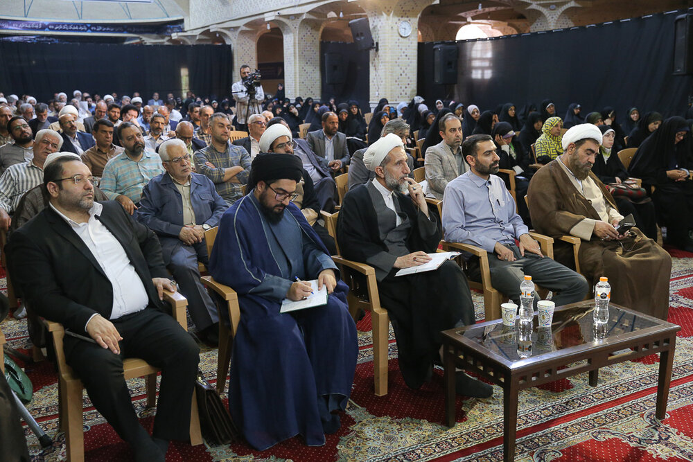همایش استانی «حلقه‌های میانی؛ پیشران جامعه‌پردازی در نظام انقلابی برگزار شد