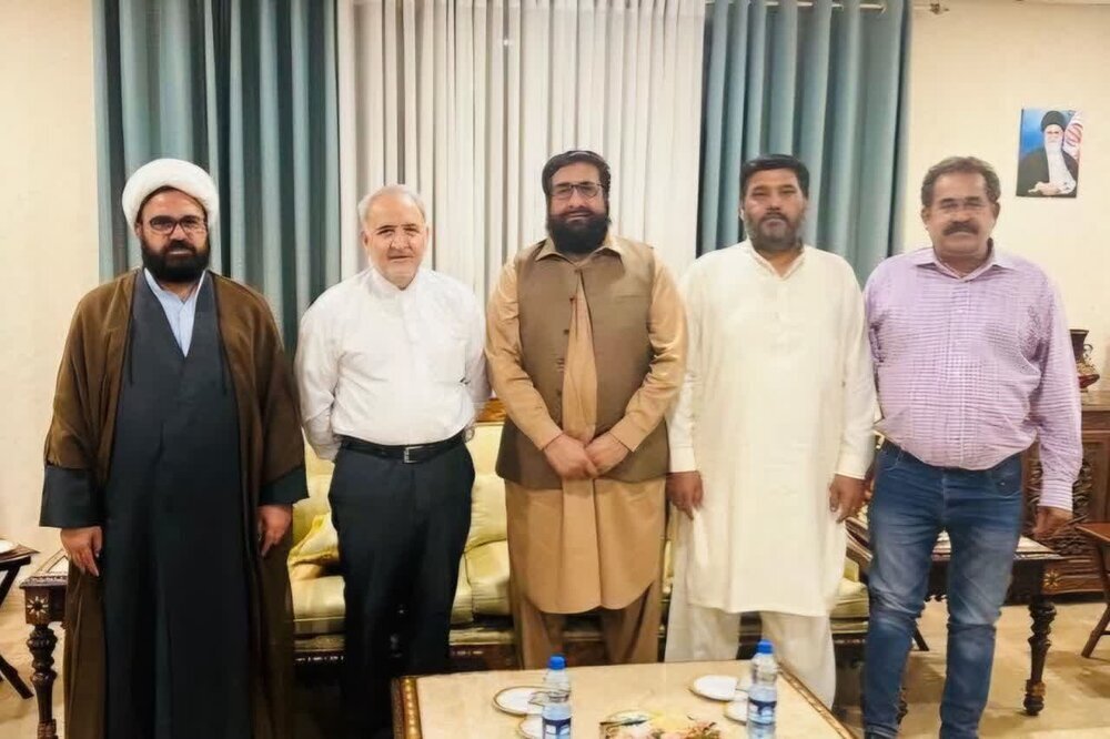 Senior Member of Shia Ulema Council of Pakistan Meets with Iranian Ambassador in Karachi