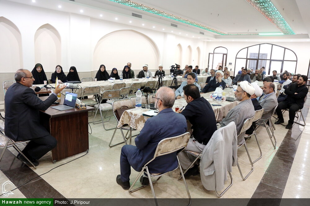 تصاویر/ هشتمین دورهمی کنشگران هوش مصنوعی قم