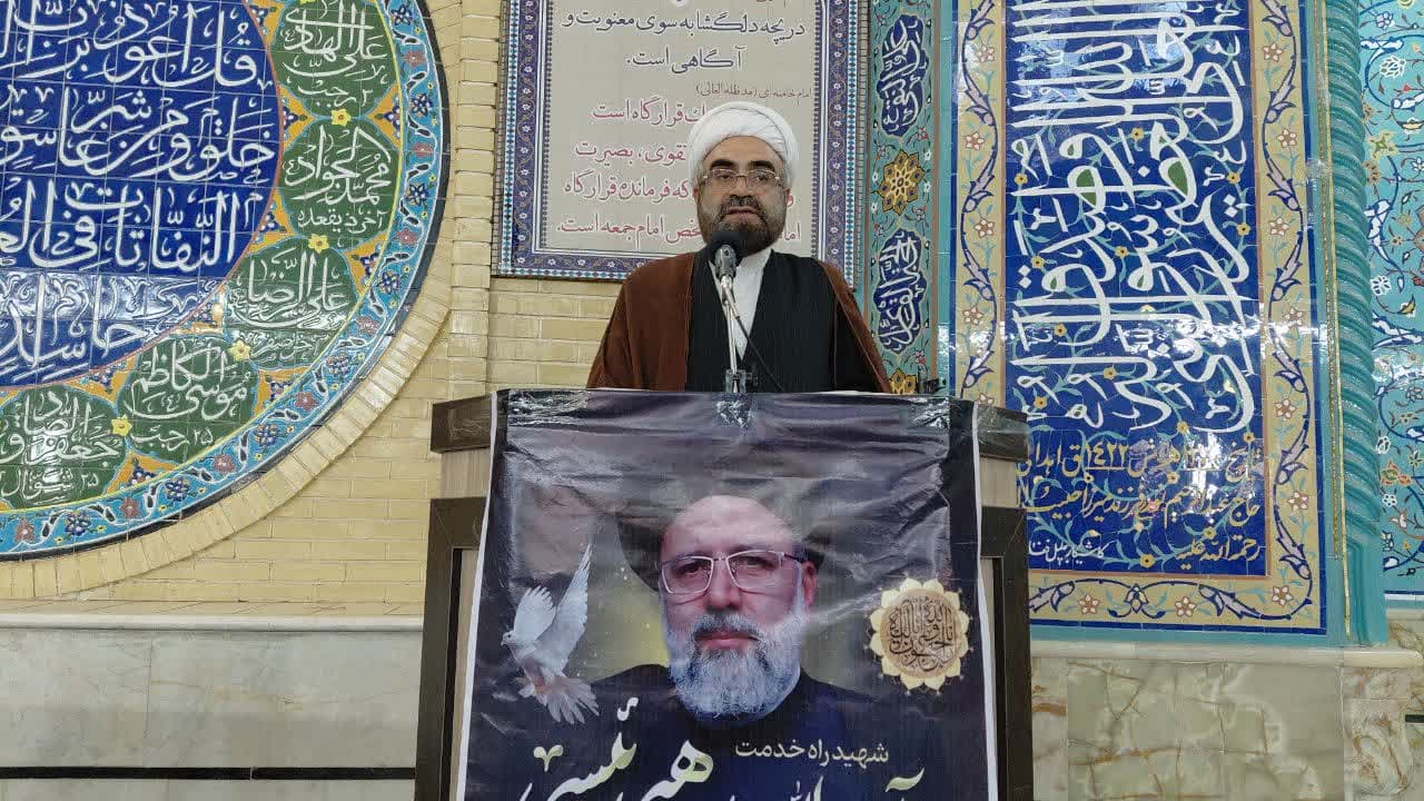 دشمن در پی استحاله فرهنگی است