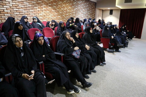 تصاویر / مراسم بزرگداشت شهدای خدمت در هیئت هنر و رسانه