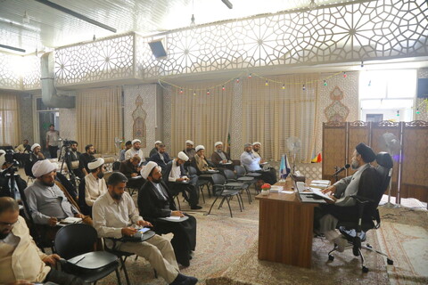 تصاویر / نشست علمی با موضوع " غدیر و ضرورت امام الهی "