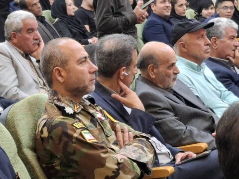 تصاویر/آیین کلنگ‌زنی ۱۶ پروژه آموزشی و ورزشی با حضورنماینده ولی فقیه درکاشان