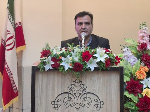 تصاویر/آیین کلنگ‌زنی ۱۶ پروژه آموزشی و ورزشی با حضورنماینده ولی فقیه درکاشان