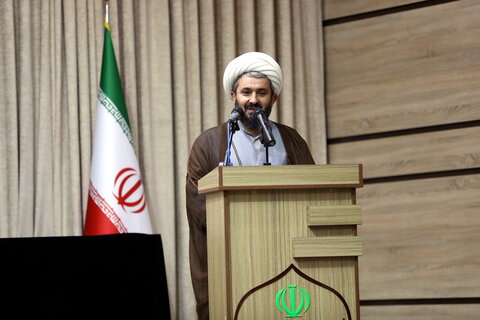 تصاویر / نشست مدیر حوزه های علمیه با مسئولین، مدیران، معاونین و اساتید مدارس علمیه آذربایجان غربی