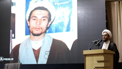 تصاویر / نشست مدیر حوزه های علمیه با مسئولین، مدیران، معاونین و اساتید مدارس علمیه آذربایجان غربی