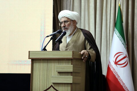 تصاویر / نشست مدیر حوزه های علمیه با مسئولین، مدیران، معاونین و اساتید مدارس علمیه آذربایجان غربی