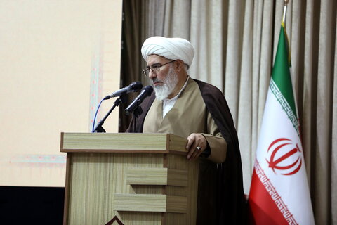 تصاویر / نشست مدیر حوزه های علمیه با مسئولین، مدیران، معاونین و اساتید مدارس علمیه آذربایجان غربی