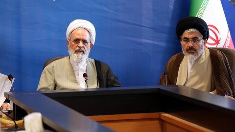 تصاویر / نشست مشترک مدیر حوزه های علمیه و معاونین ایشان با امام جمعه و استاندار استان آذربایجان غربی - جمع بندی