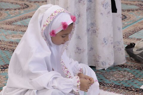 تصاویر/ اقامه نماز جمعه شهر تکاب