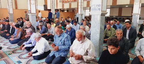 تصاویر/ اقامه نماز جمعه شهر کشاورز