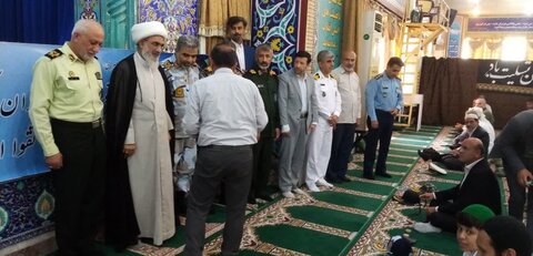 تصاویر/ تقدیر از ایثارگران و جانبازان بوشهری به مناسبت سوم خرداد در نمازجمعه امروز بوشهر