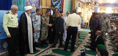 تصاویر/ تقدیر از ایثارگران و جانبازان بوشهری به مناسبت سوم خرداد در نمازجمعه امروز بوشهر