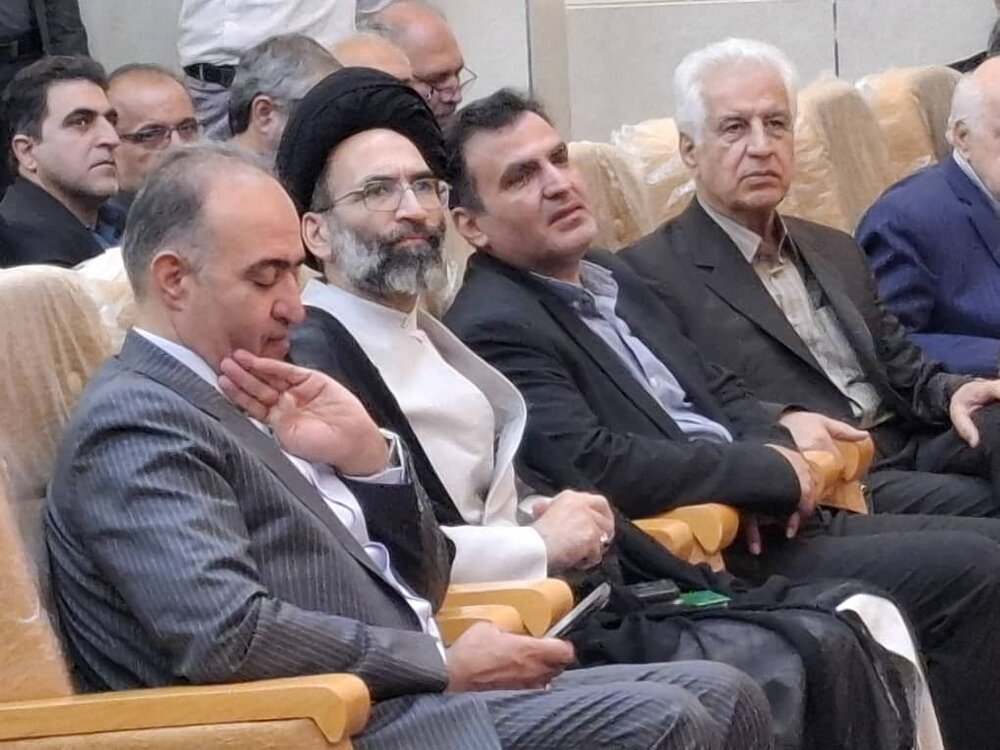 کلنگ‌زنی ۱۶پروژه آموزشی خیرساز در کاشان+عکس