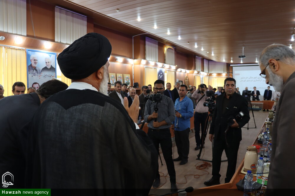 جلسه شورای اداری شهرستان خرمشهر باحضور نماینده ولی فقیه در خوزستان و مدیران استانی