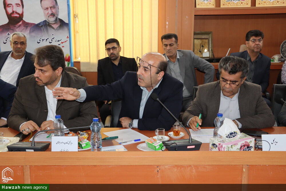 جلسه شورای اداری شهرستان خرمشهر باحضور نماینده ولی فقیه در خوزستان و مدیران استانی