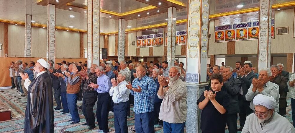 تصاویر/ اقامه نماز جمعه شهر کشاورز