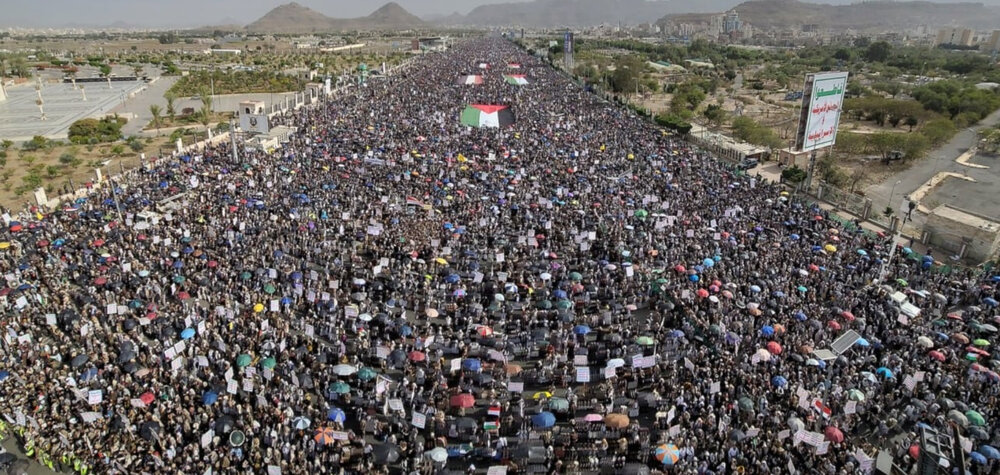 اليمنيون في مليونيتهم الأسبوعية: سنصعّد في مواجهة جريمة الإبادة والتجويع