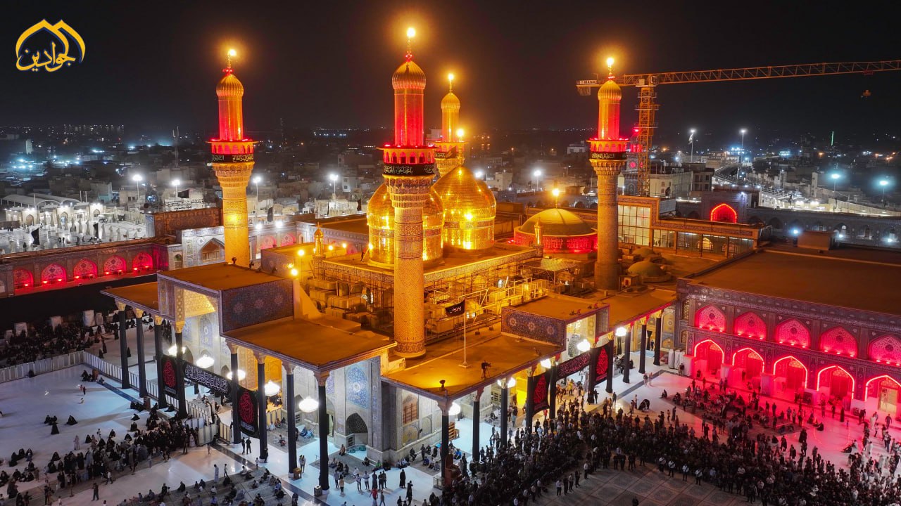 بالصور/ العتبة الكاظمية ترفع رايات الحداد في ذكرى استشهاد الإمام الجواد عليه السلام