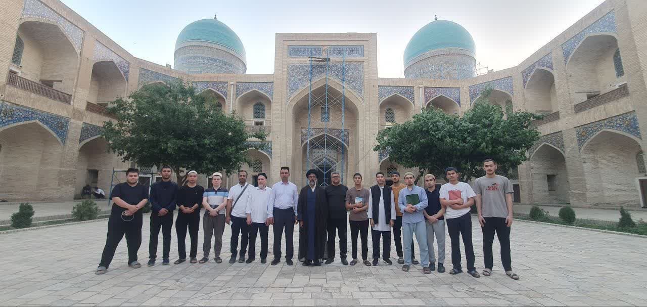 اعلام آمادگی دانشگاه علوم اسلامی رضوی برای همکاری علمی با مدرسه میرعرب بخارا