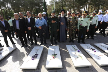 تصاویر / مراسم گرامیداشت سالروز فتح خرمشهر در اصفهان