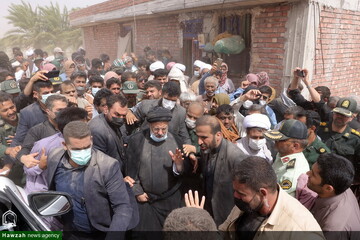 فیلم | به دور از حاشیه، به دنبال خدمت به مردم