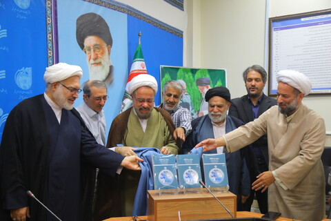 تصاویر / رونمایی و نشست علمی با موضوع " سیاست متعالیه از منظر حکمت متعالیه "