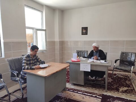 تصاویر/ برنامه پایش قرآنی طلاب مدرسه علمیه الغدیر نراق