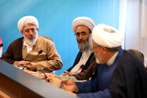تصاویر/ نشست شورای حوزه علمیه و نهادهای حوزوی استان آذربایجان غربی با حضور آیت الله اعرافی