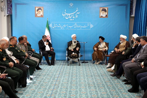 تصاویر / نشست مدیر حوزه های علمیه با مسئولین ارشد استان آذربایجان غربی