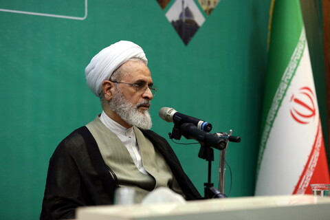 تصاویر/ نشست مدیر حوزه های علمیه با علمای ادیان و مذاهب استان آذربایجان غربی