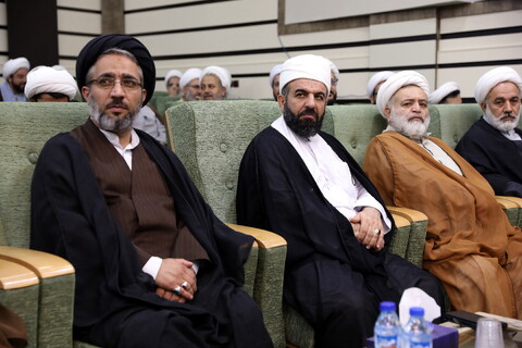 تصاویر/ نشست مدیر حوزه های علمیه با علمای ادیان و مذاهب استان آذربایجان غربی