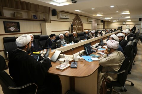 جلسه آموزشی اساتید مصاحبه داوطلبان ورودی